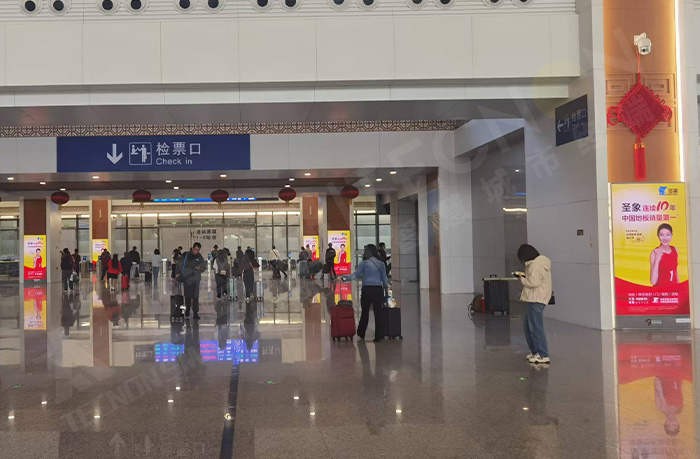 戶外LED廣告機(jī) 戶外LED廣告機(jī)