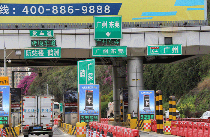 led燈桿屏|智慧燈桿屏|led廣告機(jī)|智慧路燈屏|戶(hù)外LED廣告機(jī)|燈桿屏|智慧燈桿|智慧路燈 led燈桿屏|智慧燈桿屏|led廣告機(jī)|智慧路燈屏|戶(hù)外LED廣告機(jī)|燈桿屏|智慧燈桿|智慧路燈