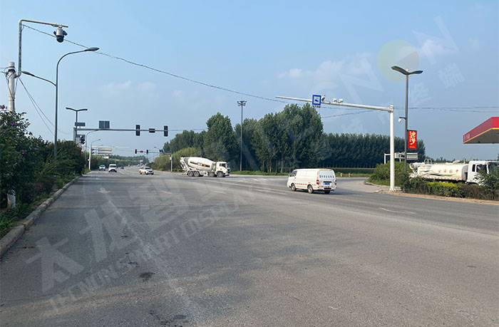 led燈桿屏|智慧燈桿屏|led廣告機(jī)|智慧路燈屏|戶外LED廣告機(jī)|燈桿屏|智慧燈桿|智慧路燈 led燈桿屏|智慧燈桿屏|led廣告機(jī)|智慧路燈屏|戶外LED廣告機(jī)|燈桿屏|智慧燈桿|智慧路燈